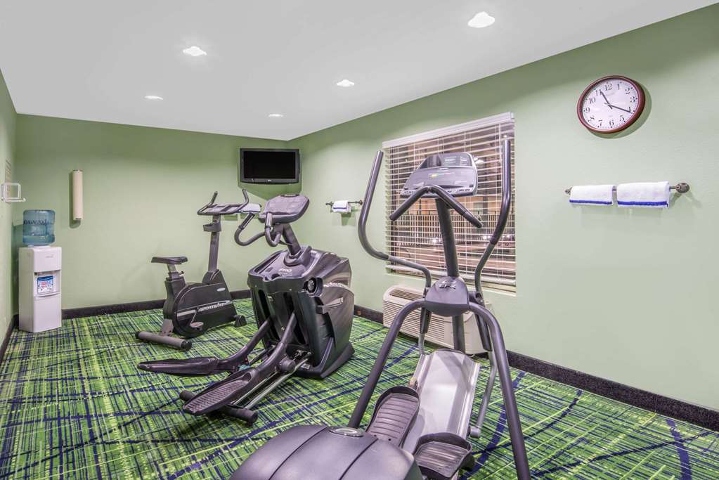 Days Inn by Wyndham Lubbock South - photo 5