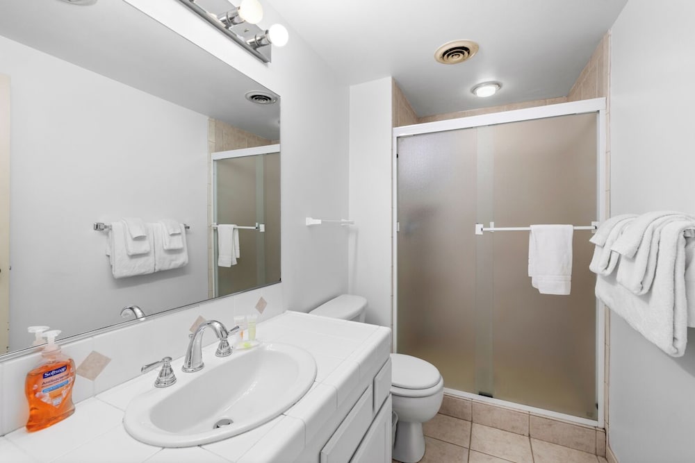 Sand & Sea Resort Condominiums - photo 884