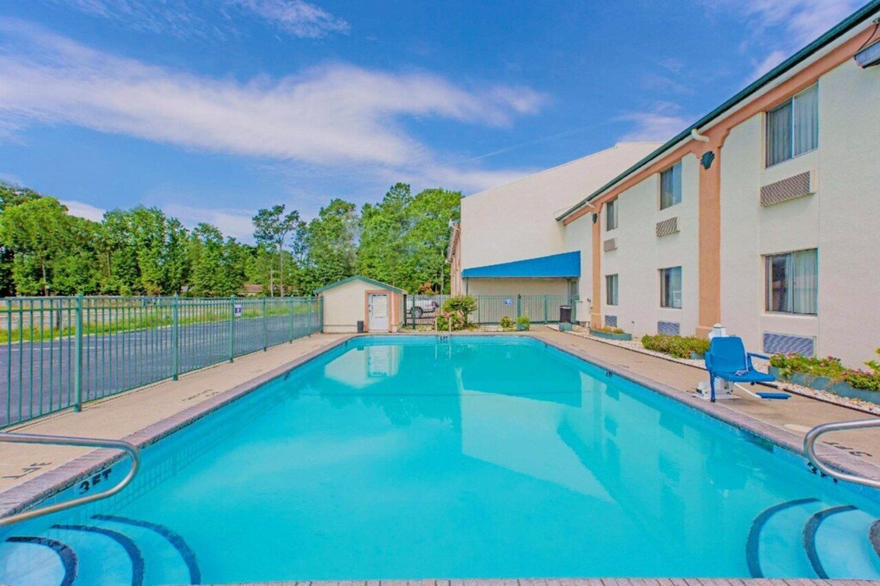 Days Inn & Suites by Wyndham Havelock - photo 4