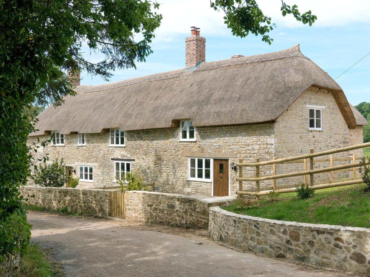 The Farmhouse At Westwater — 5-Star Luxury Hotel in Axminster, United Kingdom