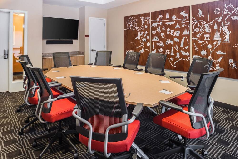 TownePlace Suites by Marriott New Hartford - photo 63