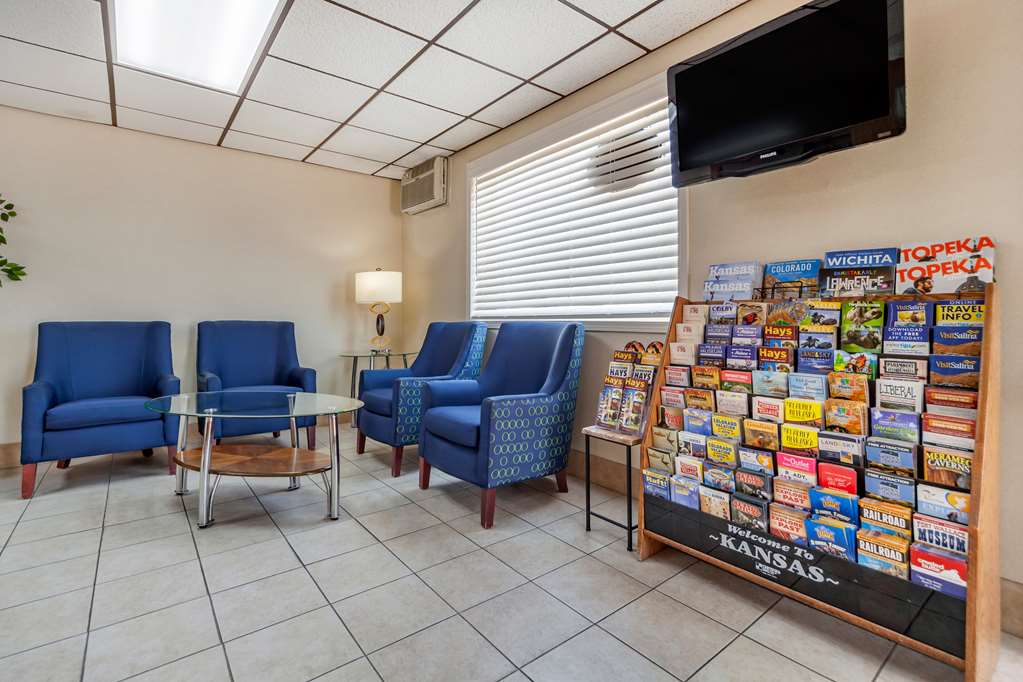 Econo Lodge Hays I 70 - photo 8