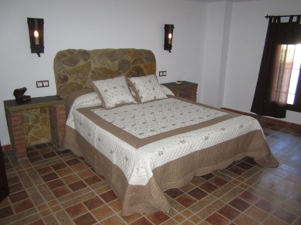 Alojamientos Rurales Los Molinos — Fuentes De Leon — photo 4