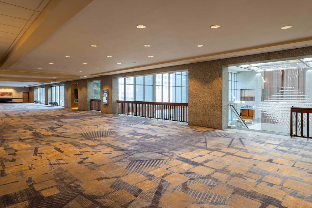 Sheraton Kansas City Hotel at Crown Center - photo 45
