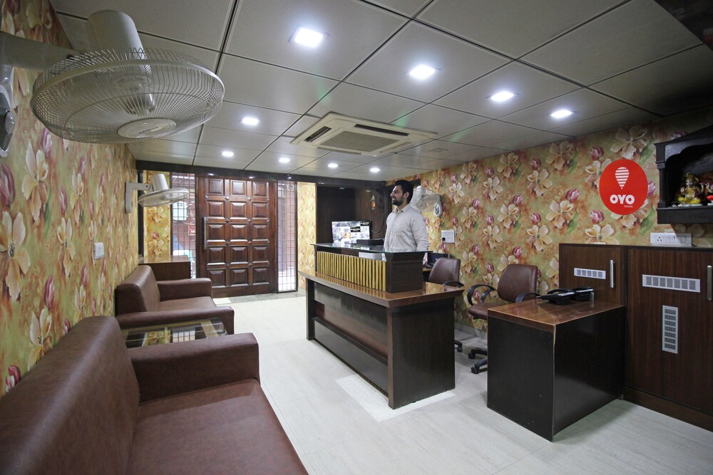Oyo Rooms 752 Huda City Centr