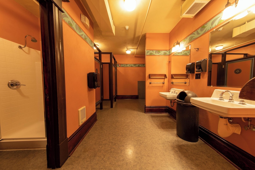 McMenamins Hotel Oregon - photo 15