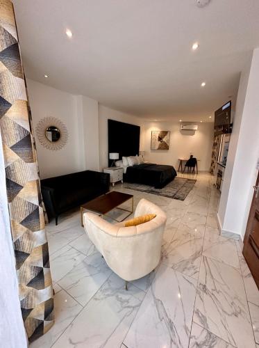Residence Infinite — 4-Star Luxury Hotel in Dakar, Senegal