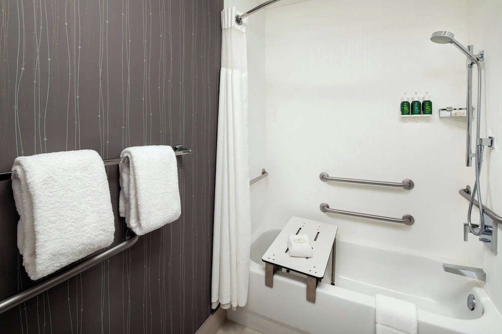 Courtyard by Marriott Dayton North - photo 15
