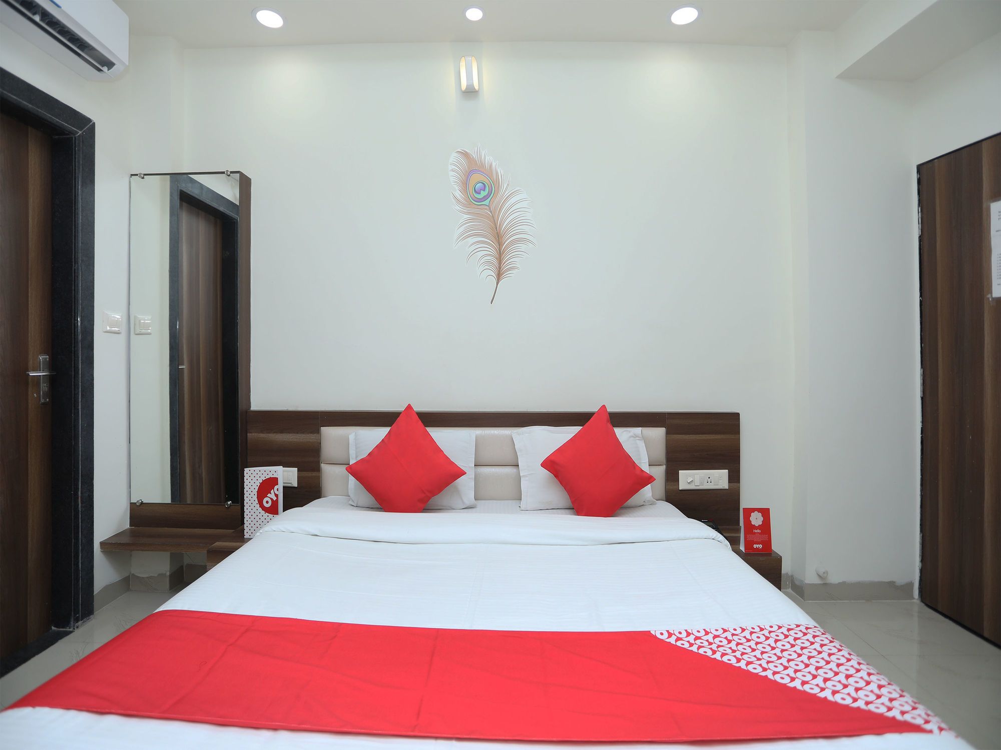 OYO 14593 Shree Vatika Smart Rooms
