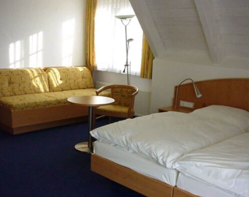 Landgasthof Hirsch — Winterbach — photo 4