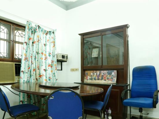 Hotel Interior/Public Areas