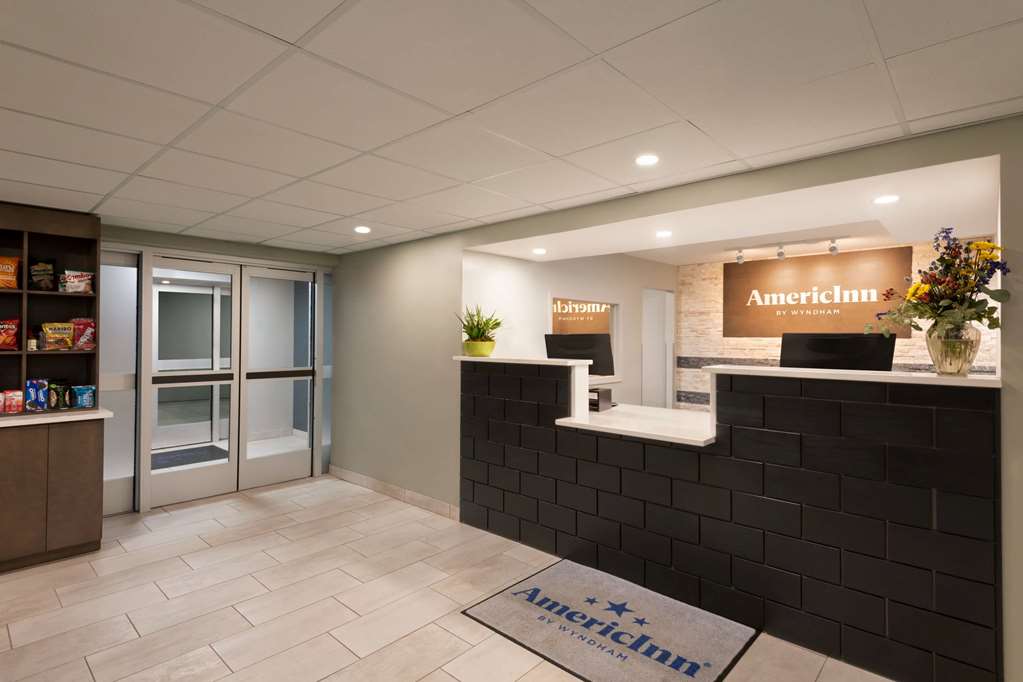 AmericInn by Wyndham Dodgeville - photo 5