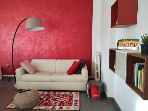 Bilocale luminoso e accogliente zona Marche — 4-Star Luxury Hotel in Milan, Italy