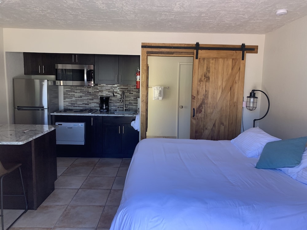 Red Agave Resort - photo 26