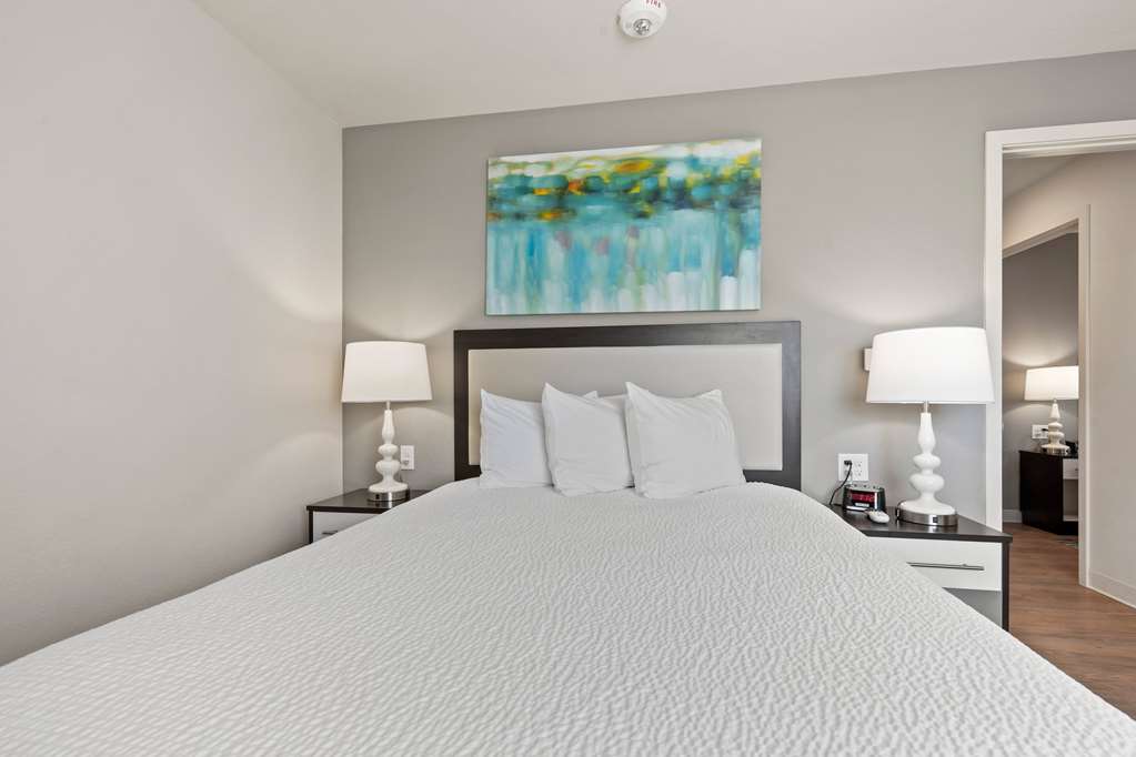 WaterWalk Extended Stay by Wyndham Kansas City Overland Pk - photo 39