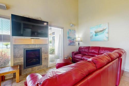 Lake Chelan Shores The Lake Escape 3 1 in Chelan, United States