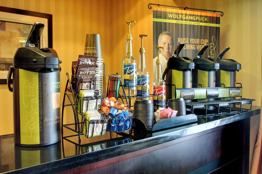 Cobblestone Inn & Suites Carrington - photo 40