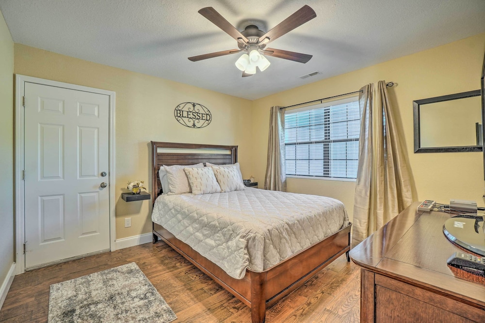 Stroll to Branson Strip Condo on Golf Course — 4-Star Luxury Hotel in Branson, United States