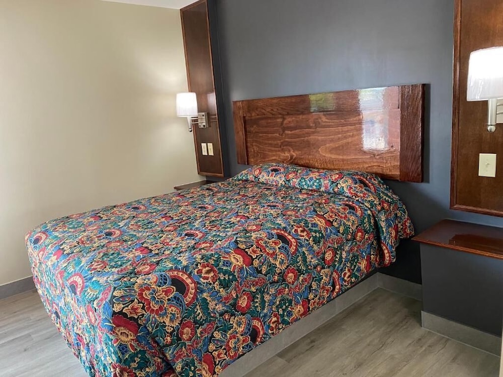 Relax Inn Plaquemine - photo 16