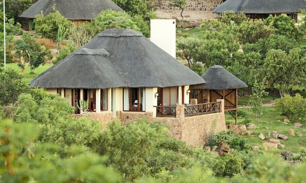 Izingwe Lodge — 4-Star Luxury Hotel in Polokwane, South Africa