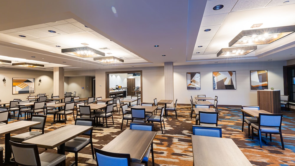 Holiday Inn San Jose Silicon Valley by IHG - photo 51