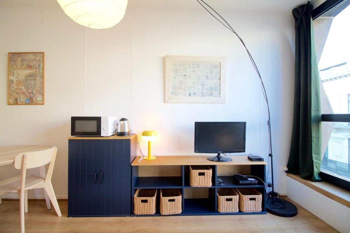 Brand New Cosy Louise Stephanie Area — Brussels