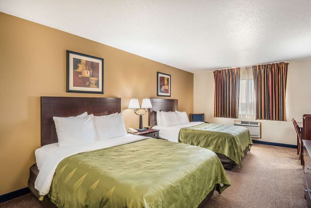 Quality Inn & Suites Eldridge Davenport North - photo 12