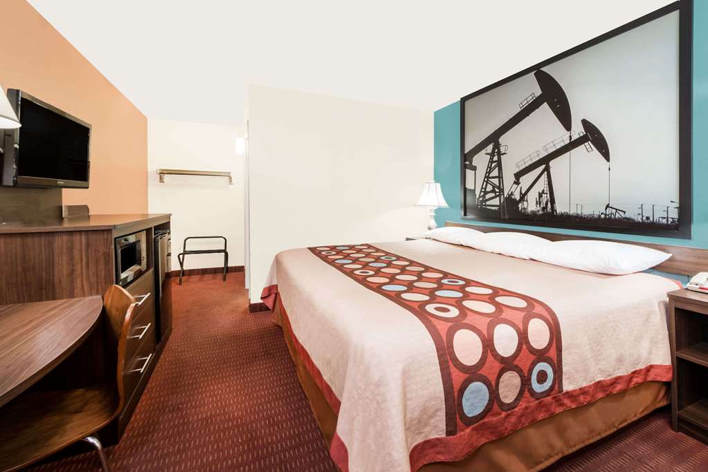 Super 8 by Wyndham Midwest City OK - photo 8