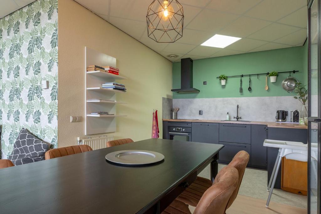 Strandslag 115 Beach Apartment — 4-Star Luxury Hotel in Schagen, Netherlands
