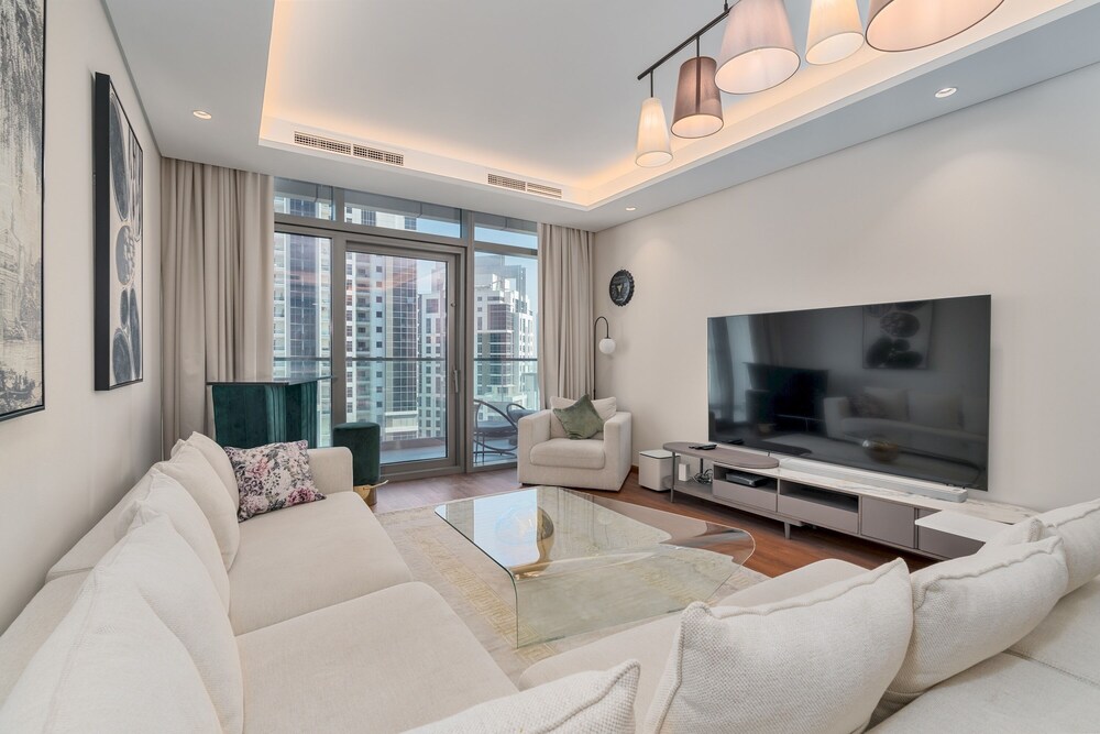 StoneTree Paramount Tower Hotel&Residences 2 BR Amazing View — 4-Star Luxury Hotel in Dubai, United Arab Emirates