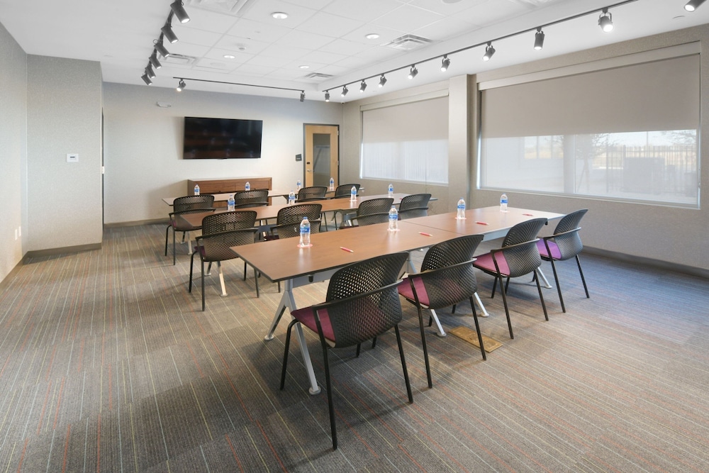 Aloft Lubbock - photo 21