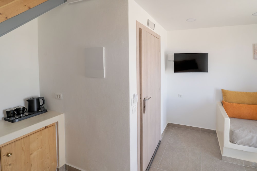 Dauti Gold Suites — Unknown City — photo 5
