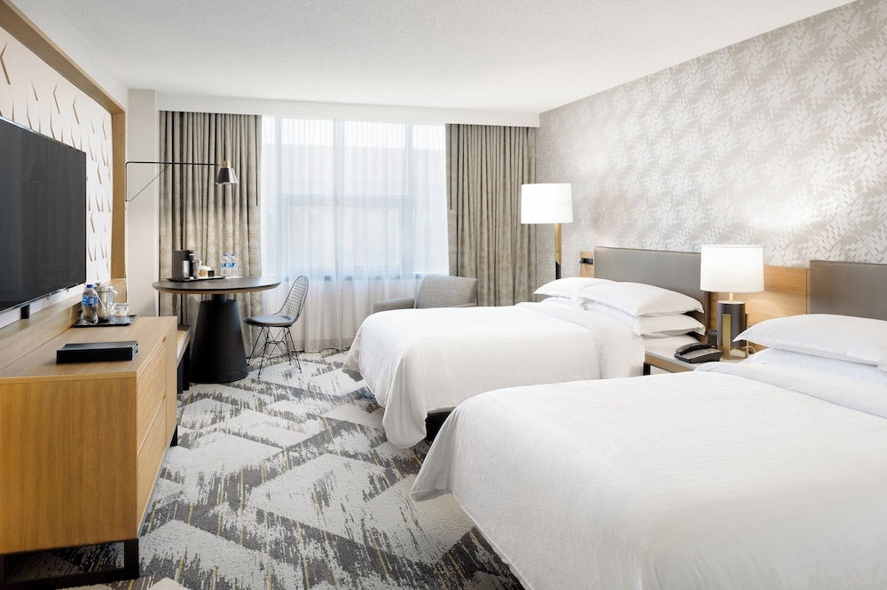 Sheraton Cerritos Hotel - photo 22