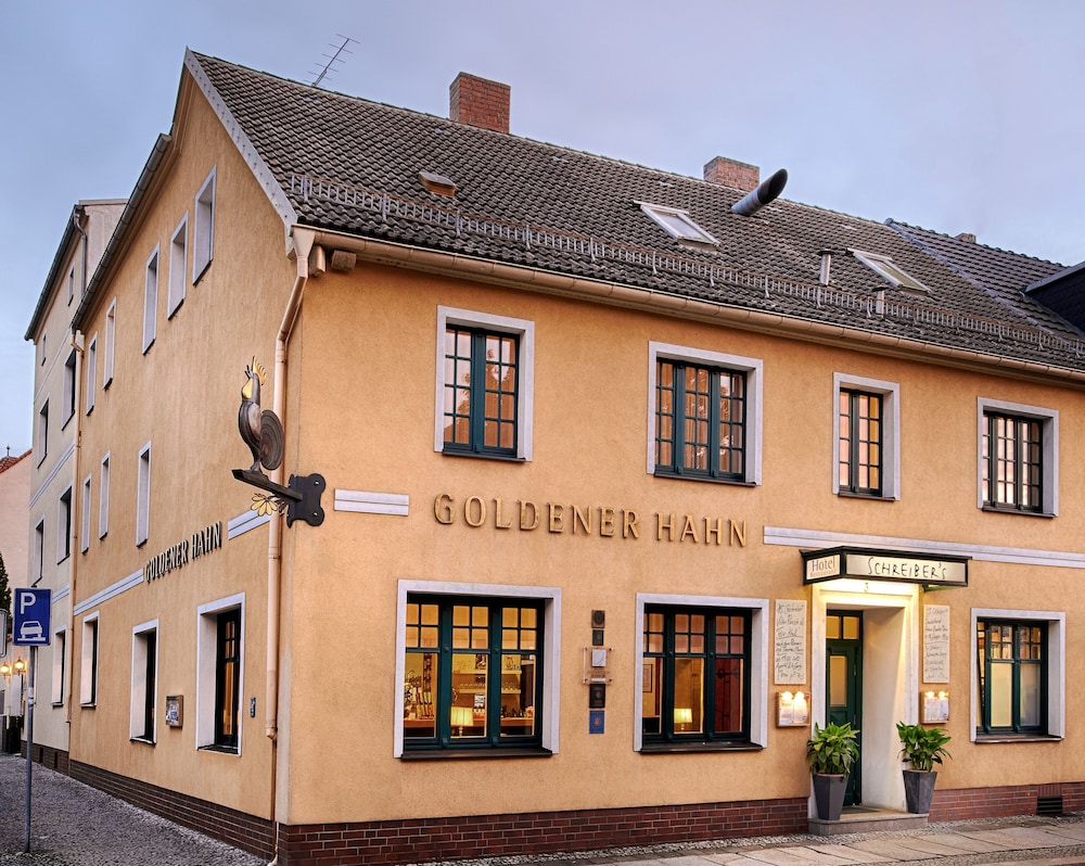 Gasthof Goldener Hahn — hotel in Finsterwalde