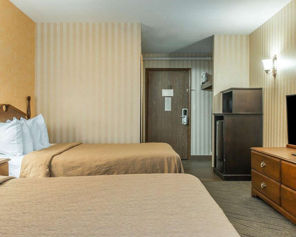 Quality Inn Gaylord - photo 8