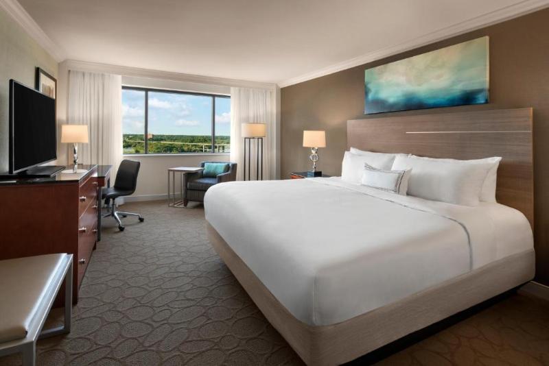 Delta Hotels by Marriott Richmond Downtown - photo 38
