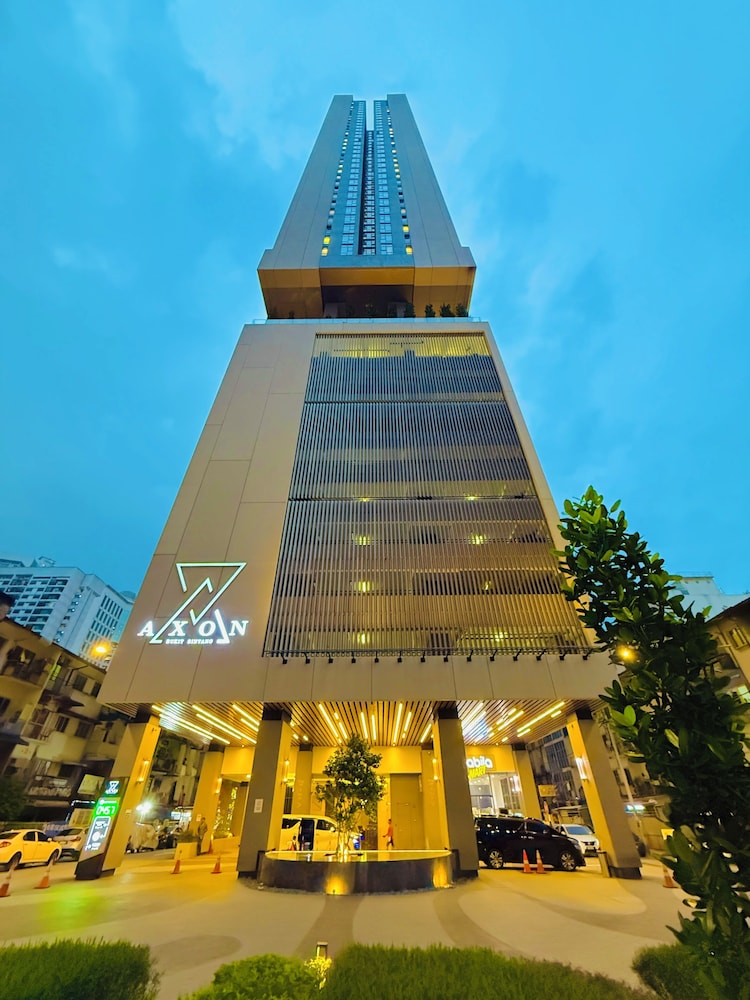 Residence Axon Bukit Bintang by TaheeenS — 4-Star Luxury Hotel in Kuala Lumpur, Malaysia