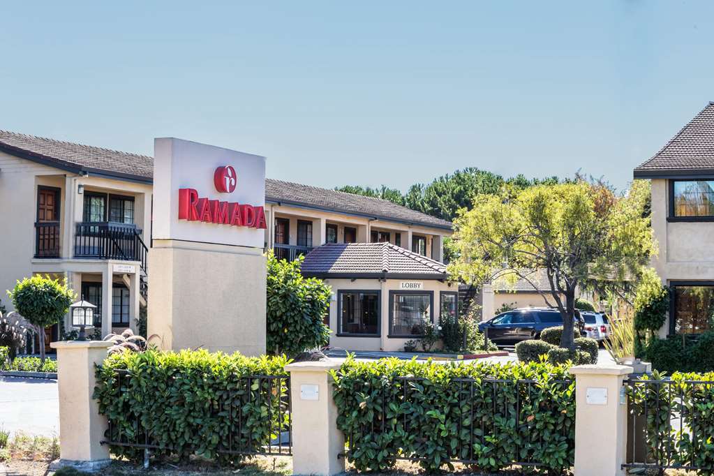 Ramada By Wyndham Mountain View — Mountain View