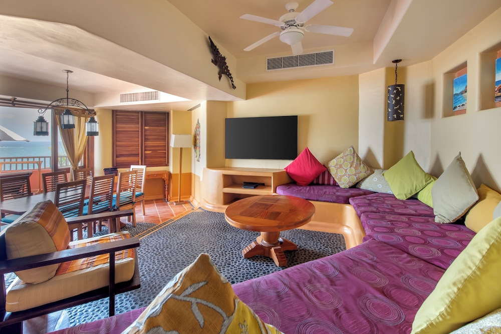 Hilton Grand Vacations Club Zihuatanejo