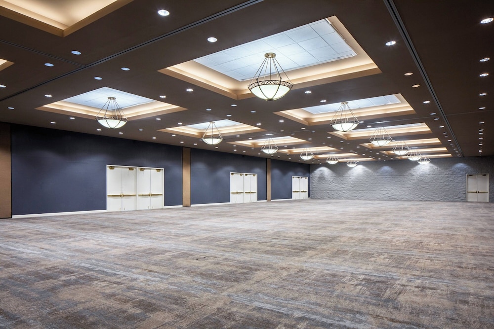 Marriott Macon City Center - photo 36