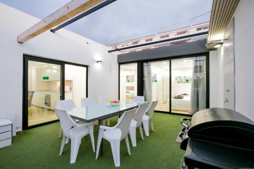 Luxury Apartment — 4-Star Luxury Hotel in Adeje, Spain