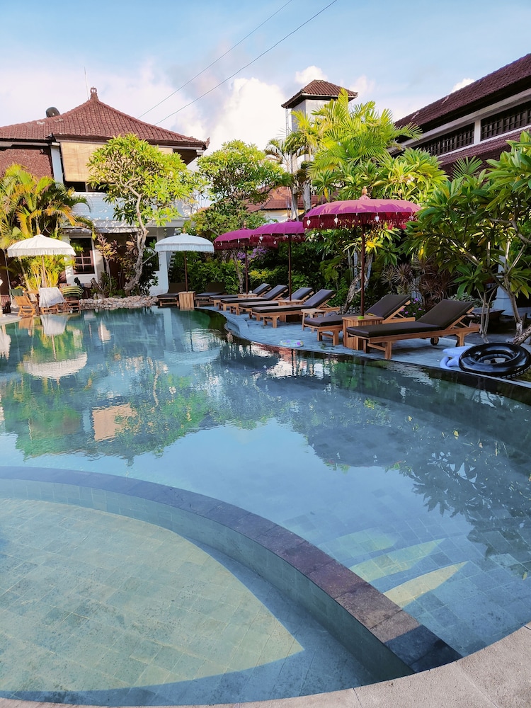 Berlian Inn — Kuta — photo 3