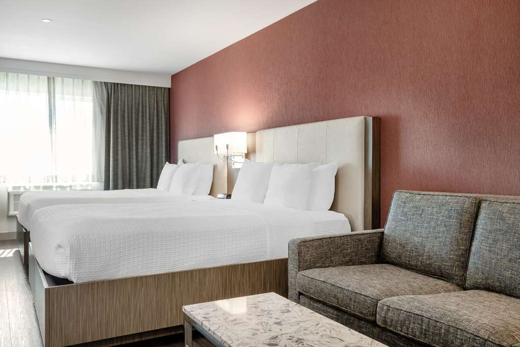 Best Western Plus Temecula Wine Country Hotel &Suites - photo 6