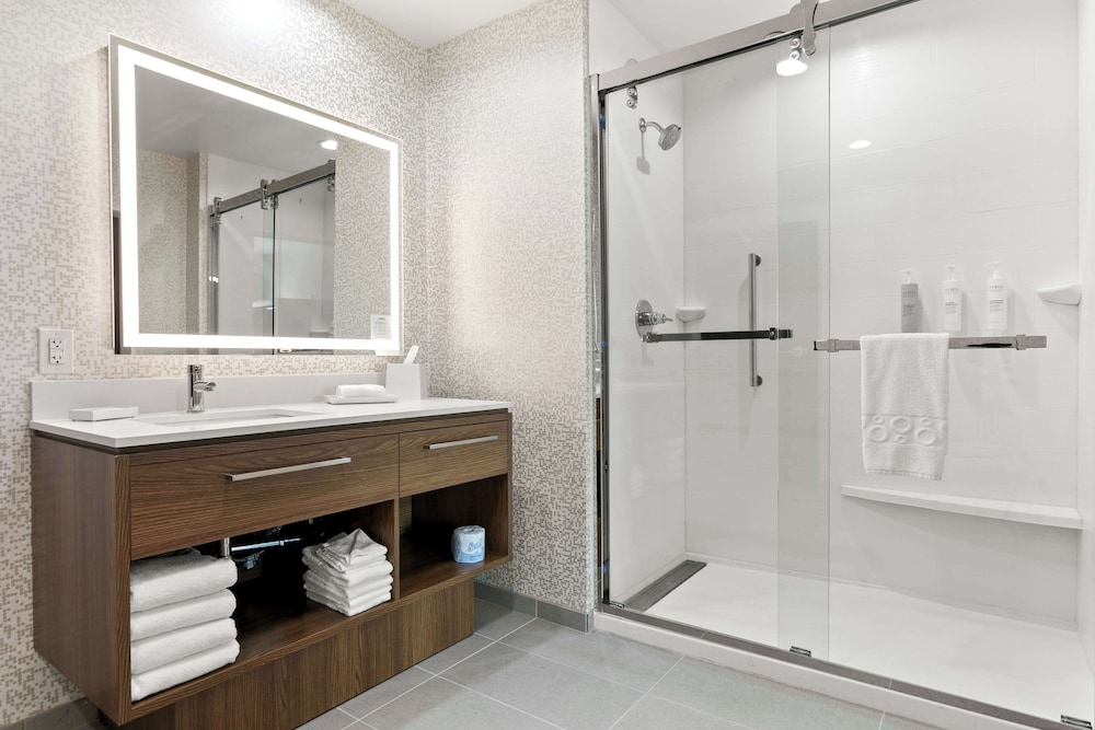 Home2 Suites by Hilton Phoenix Downtown - photo 26