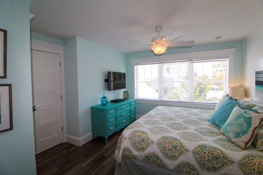 Harbor Haven - photo 2
