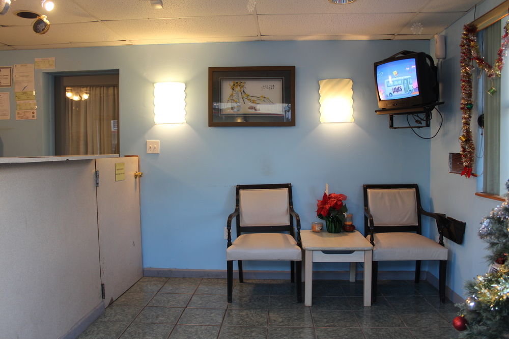 Golden Orchid Inn - photo 2