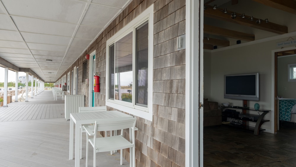 Driftwood Resort - photo 308