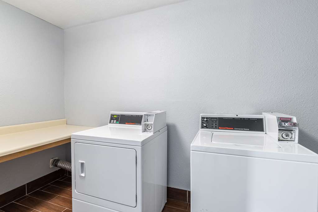 Quality Inn & Suites Canton - photo 32