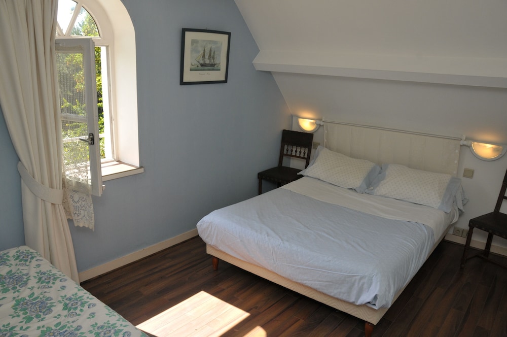 Chambres d’hôtes du Manoir de Blanche Roche — Saint-Jouan-Des-Guerets — photo 5