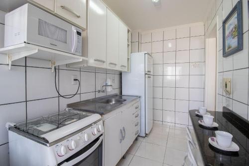 BK64 Próx Calçadão 2 Dorm Climatizados